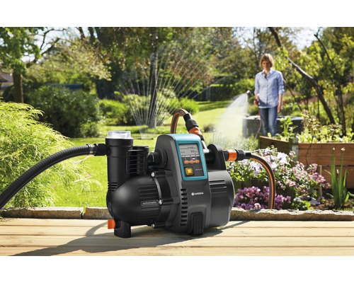 Gardena Gartenpumpe zur Gartenbewässerung im Einsatz