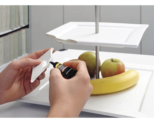 Reparatur eines Etagerentellers mit Alleskleber