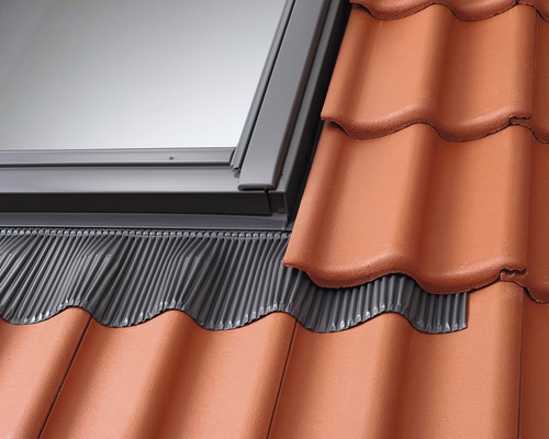 Raccord pour fenêtre de toit VELUX EDW MK06 2000 78x118 pour couverture profilée jusqu'à 120 mm y compris kit d'isolation et de raccordement BDX