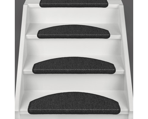 Treppenstufenmatten auf einer Treppe für mehr Sicherheit und Komfort