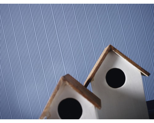 Deux nichoirs blancs avec pignon en bois