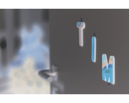 Aimants en forme de lettres pour la décoration de surfaces