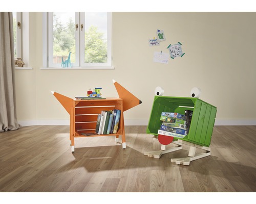 Kinderzimmer mit Regal in Fuchskonstruktion und Regal in Froschkonstruktion