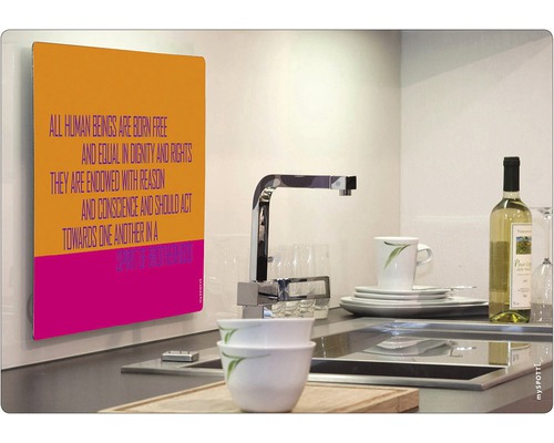 Dekorplatte mit Zitat in einer Küchenszenen