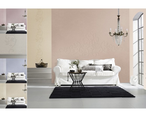 Salon avec différents motifs muraux et motifs floraux