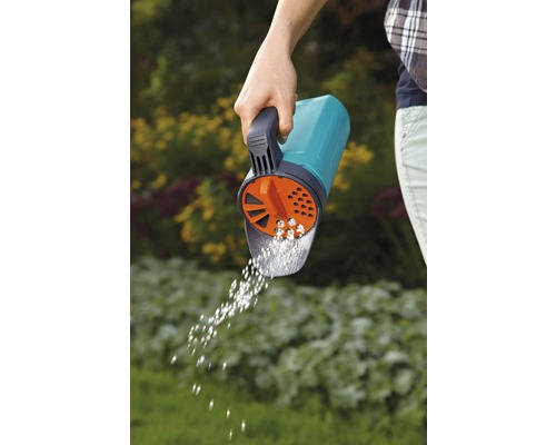 Handstreuer Kleinstreuer S Gardena zum Ausbringen von Sand, Salz, Splitt,  Dngemittel Fassungsvermgen 1,2 L - HORNBACH Luxemburg