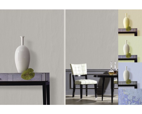 Pièce lumineuse avec décoration moderne, comprenant une table, une chaise et un vase