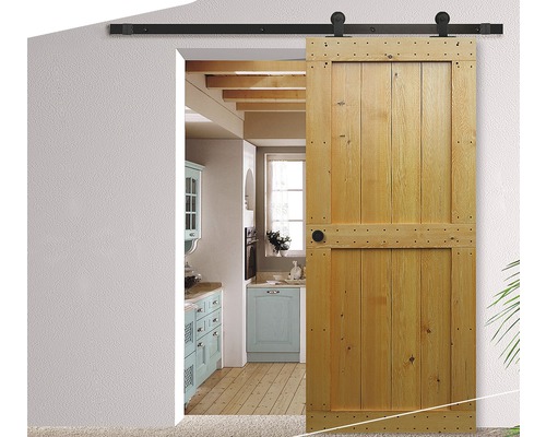 Holzschiebetür vor Kücheneingang mit Schiebetürsystem