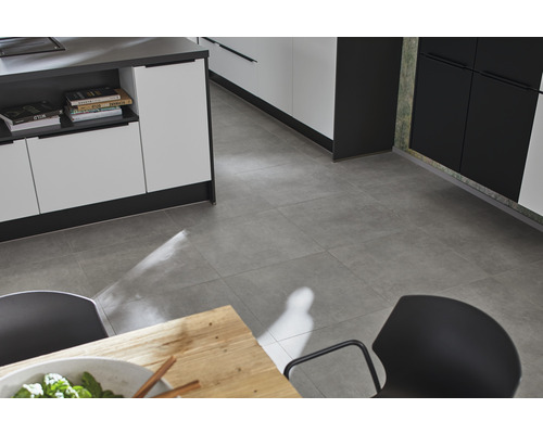 Carrelage gris dans une cuisine moderne