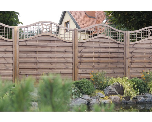 Clôture en bois avec treillis décoratif pour le jardin