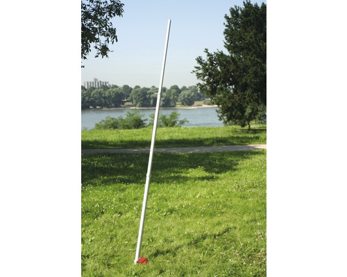 Séchoir à linge télescopique en aluminium sur une pelouse