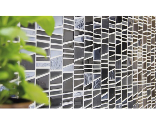 Gros plan d''une mosaïque aux formes géométriques