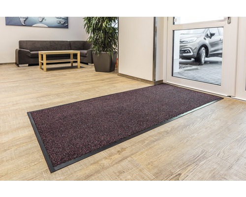 Tapis de sol dans l''entrée d''une maison.