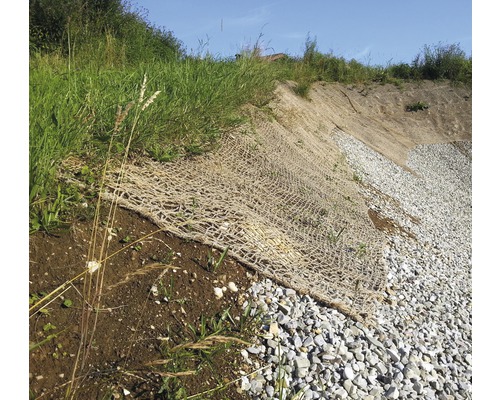 Hangbefestigung mit Geogitter und Steinen für den Gartenbau
