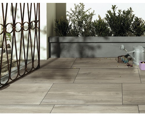 FLAIRSTONE Feinsteinzeug Terrassenplatte Wood Honey rektifizierte Kante 120 x 40 x 2 cm