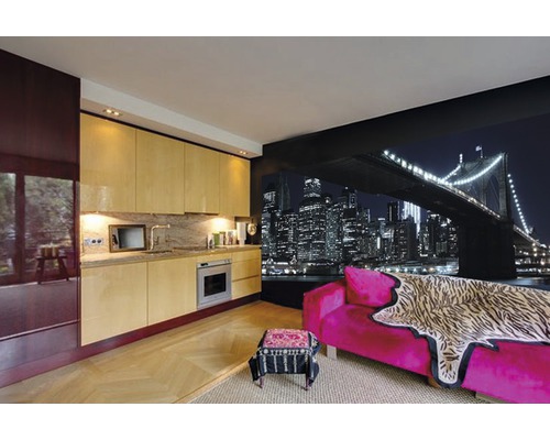 Helles Interieur mit Küchenzeile und New Yorker Skyline-Fototapete