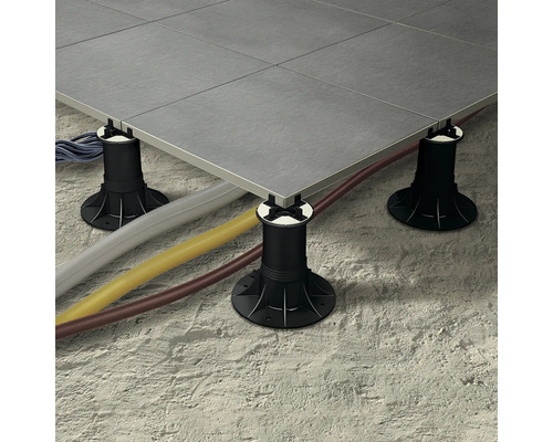 Pose de carreaux sur plots avec câbles
