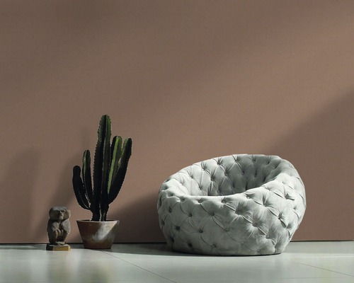 Szene mit Sessel, Kaktus und Dekoration