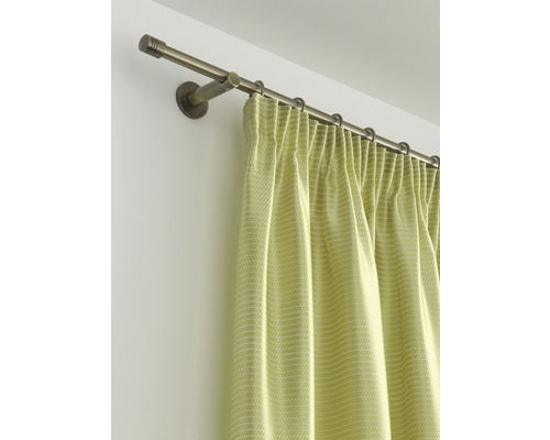 Tringle à rideaux avec rideau au mur