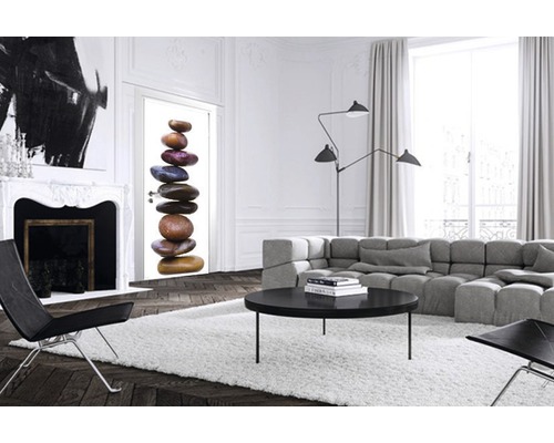 Wohnzimmer mit Türposter Steine