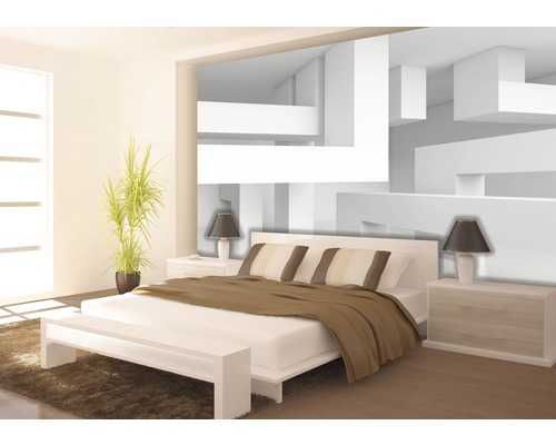 Chambre moderne avec lit, tables de chevet, lampes et décoration murale abstraite