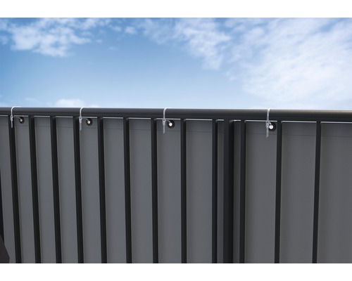 Bandes de confidentialité fixées à la clôture