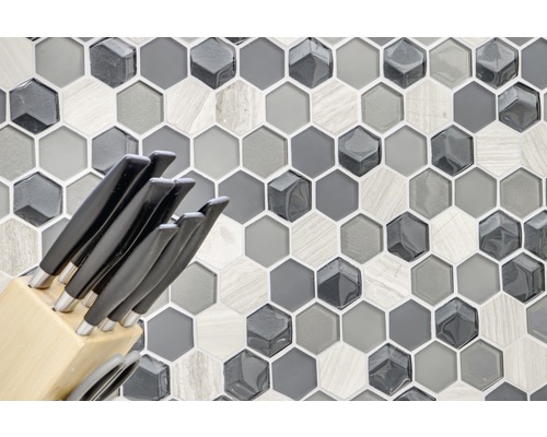 Carreau de mosaïque avec motif hexagonal et bloc de couteaux