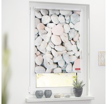 Fenêtre avec store enrouleur à motif de pierres pour l''intérieur