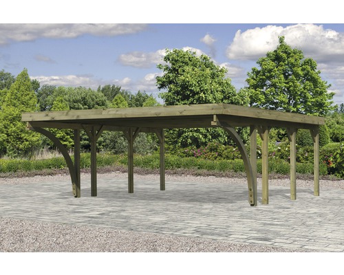 Holzcarport mit Flachdach im Aussenbereich