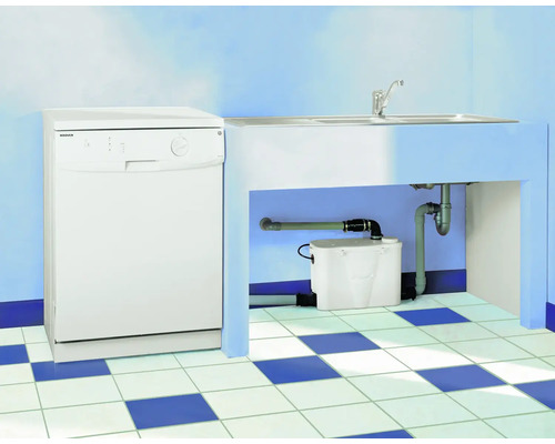 Szene mit Geschirrspüler, Waschbecken und Abwasserhebeanlage