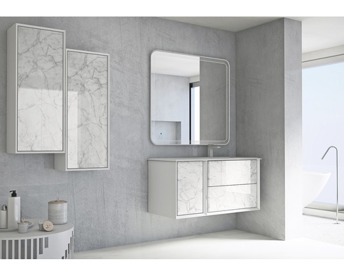 Modernes Badezimmer mit Waschbeckenunterschrank, Spiegelschrank und rechteckigem Spiegel