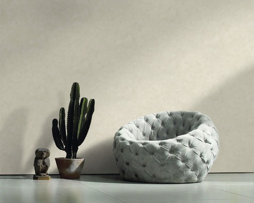 Scène avec fauteuil, cactus et figurine décorative de hibou