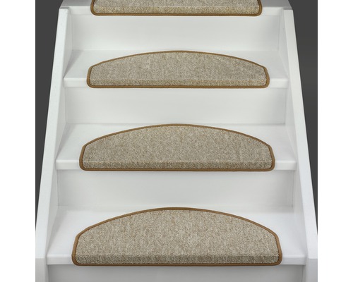 Treppe mit Stufenmatten