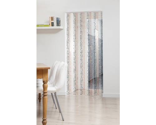 Dekorative Fadengardine als Raumteiler im Wohnbereich