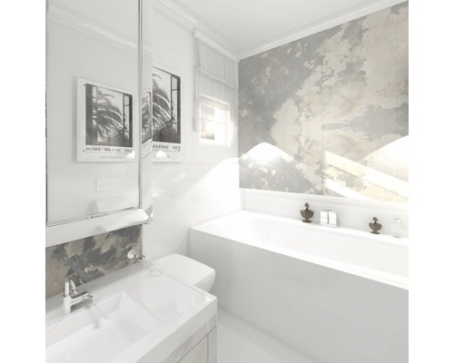 Salle de bains avec lavabo, toilettes, baignoire et décoration murale