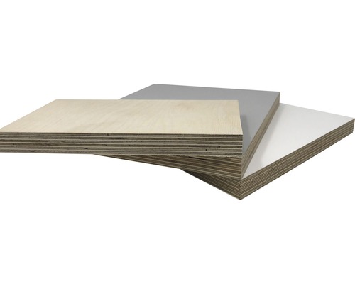 Trois plaques de bois avec différentes surfaces