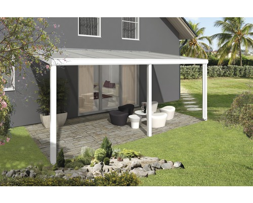 Terrasse couverte avec mobilier de jardin sur une terrasse