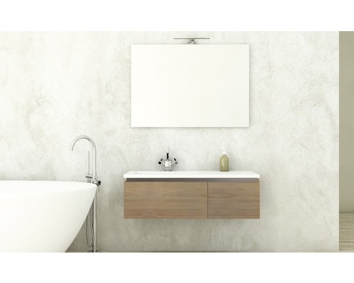 Salle de bain moderne avec baignoire îlot, meuble sous-lavabo et miroir