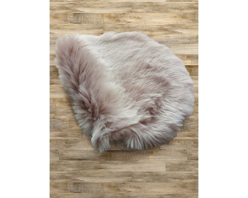 Fourrure décorative sur plancher en bois