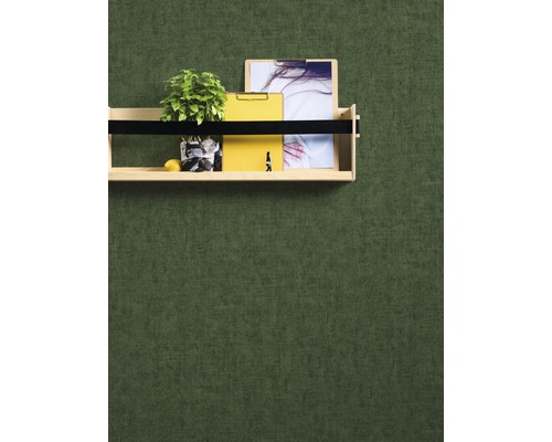 Wandregal mit Pflanze, Notizblock und Bild