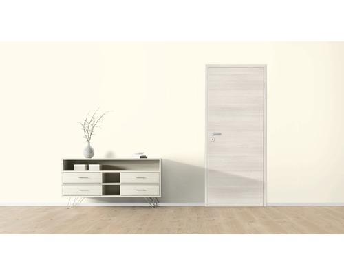 Scène d''intérieur avec commode et porte intérieure