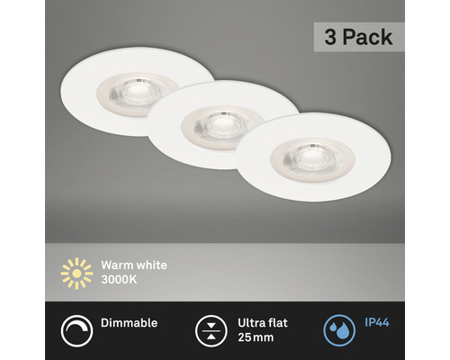 Trois spots encastrables LED blancs et dimmables en pack de 3 avec indice de protection IP44 et lumière blanc chaud de 3000K