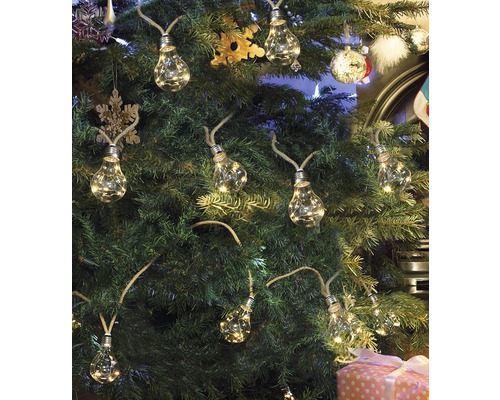 Lichterkette mit Glühbirnen-Design am Weihnachtsbaum