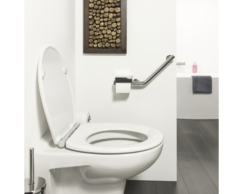 Salle de bain moderne avec WC, barre d''appui et support papier toilette