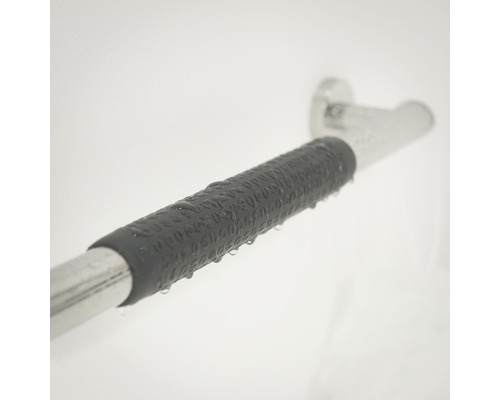 Barre d''appui avec surface structurée et gouttes d''eau