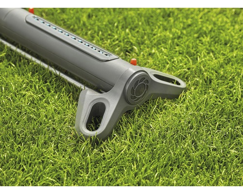 Rasensprenger auf Rasen