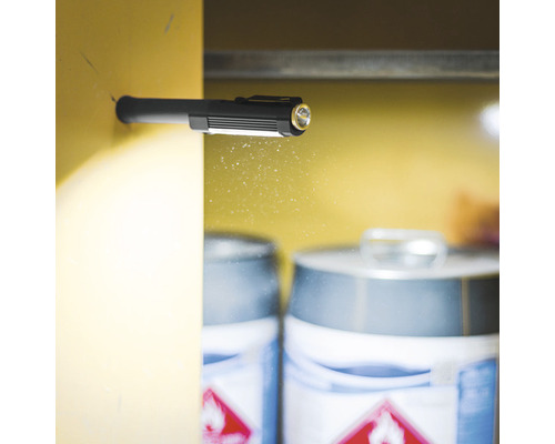 Akkubetriebene LED-Werkstattleuchte zur Schrankbeleuchtung