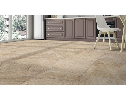 Küche mit Bodenfliesen in Steinoptik