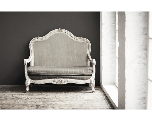 Zweisitzer Sofa mit antikem weißen Holzrahmen und gestreifter Polsterung