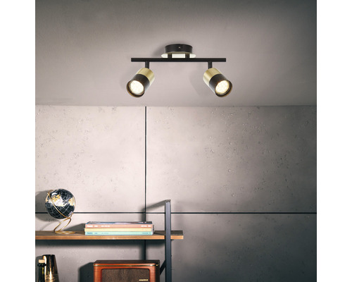 Deckenleuchte mit zwei Strahlern im Raum